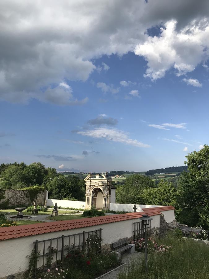Gaestehaus Maelzerei Auf Schloss Neuburg Am Inn Экстерьер фото